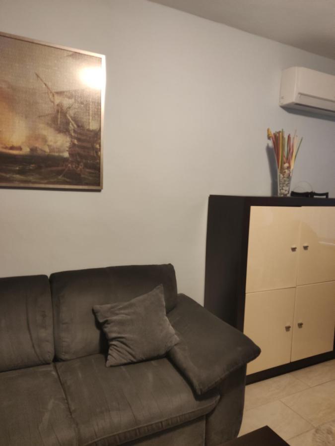 Apartment Lazur Karlovo 8 Street Free Parking Burgas by Eksteriør bilde